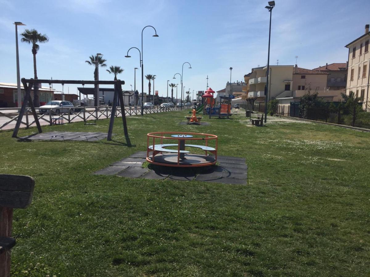 Pousada Copacabana Praia - Affittacamere - Casa Vacanza A Porto Sant'Elpidio Ngoại thất bức ảnh
